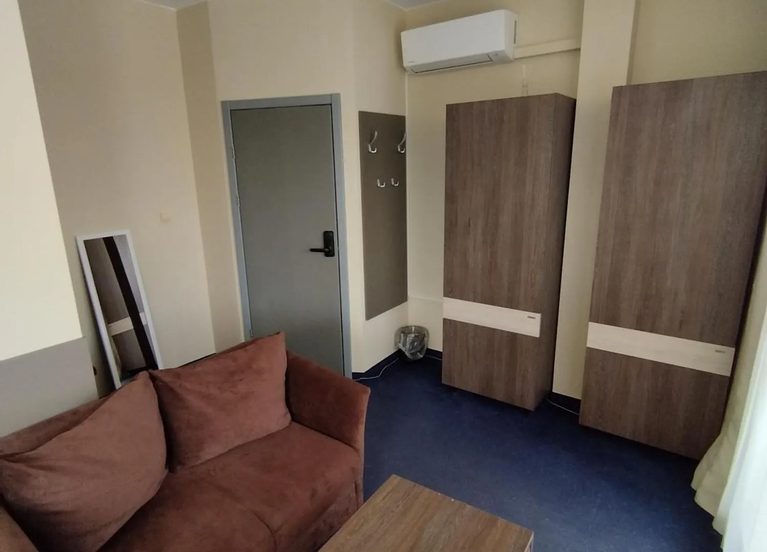 Family Hotel Opera Plaza- Former City Mark Hotel فارنا