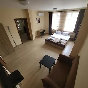 Twain Apart&rooms Apartahotel