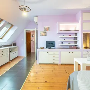 stylish-apartment-plovdiv-ii.plovdiv-hotels.com/