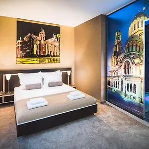 Point Boutique Hotel