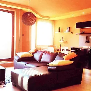 ayas-apartment.plovdiv-hotels.com/